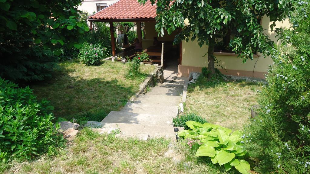 Guest House Zora Belogradchik Luaran gambar